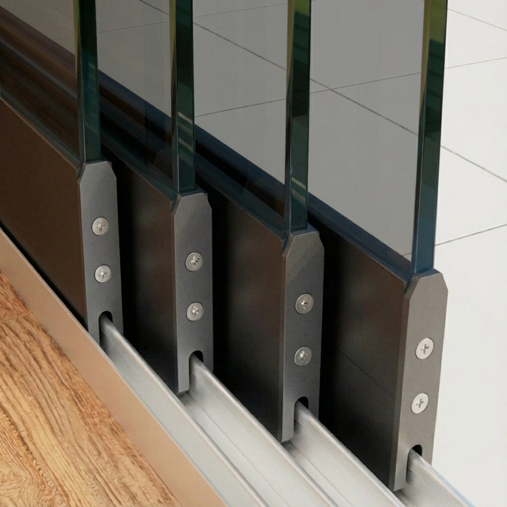 Detailbild_4_Schiebetueren_System_getoentes_Glas